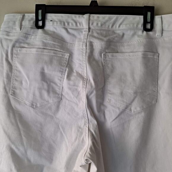 Talbots Women's White Flawless Girlfriend Ankle Jeans - Size 22W - Picture 9 of 10